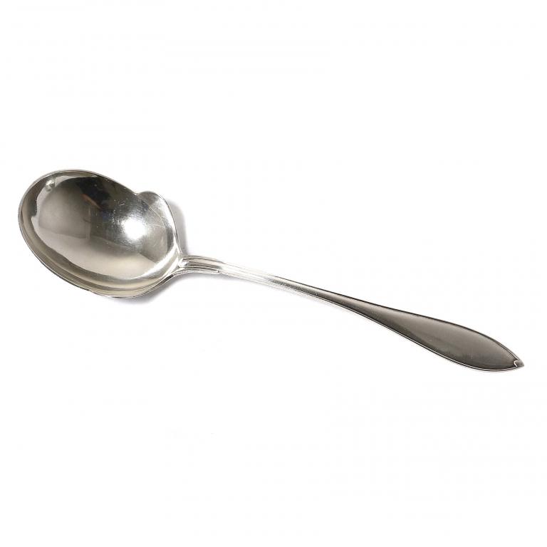 Серебряная сервировочная ложка.  Швеция, 1918 год