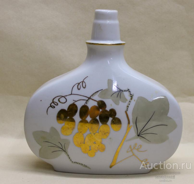 Винтажный штоф "Золотой виноград". Фарфор ЛФЗ, золочение. СССР, 1970-е.