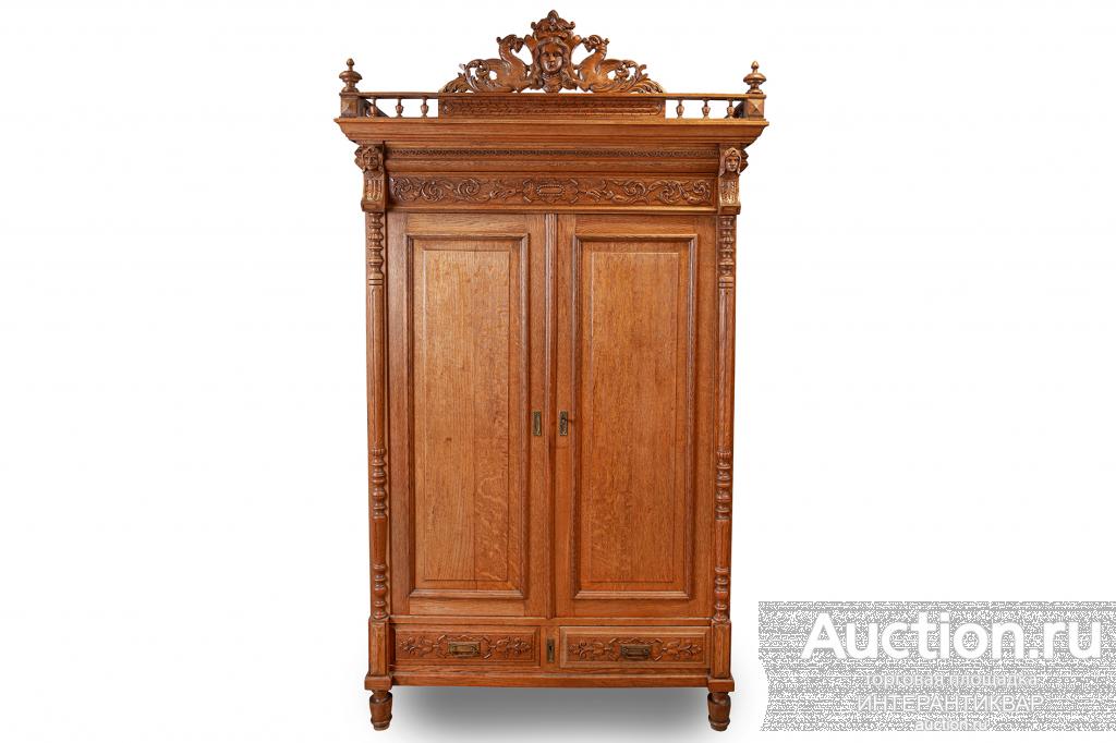 Антикварный шкаф из массива дуба 16АС003