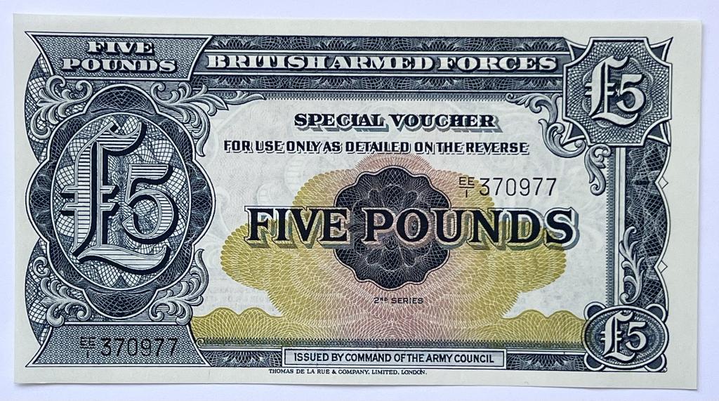 АНГЛИЯ БРИТАНСКИЕ ВООРУЖЕННЫЕ СИЛЫ 5 ФУНТОВ 1958 ГОД 2 СЕРИЯ UNC