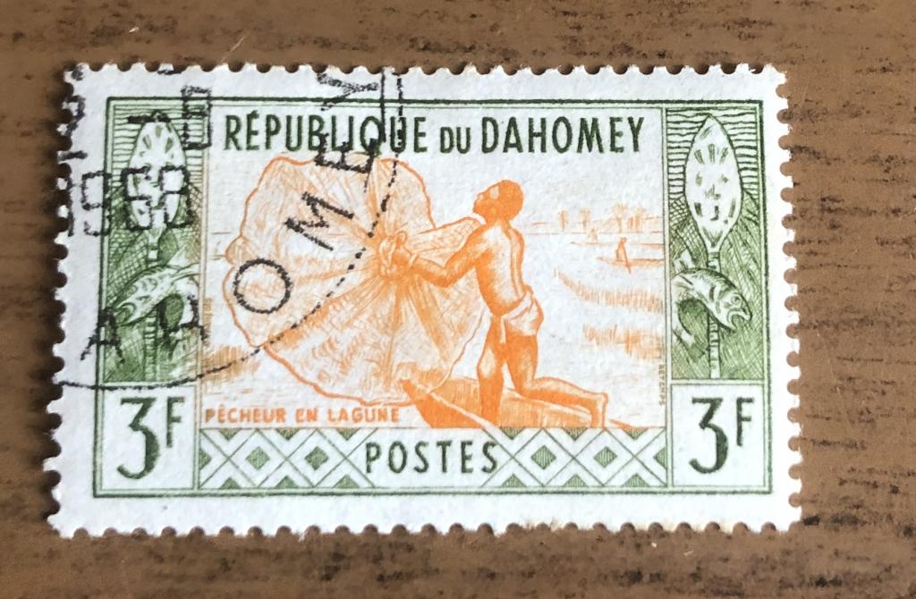 Марки Дагомея  1961 г Рыбак в лагуне