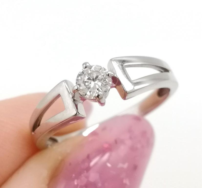 Кольцо Белое Золото 585 пробы Природный Бриллиант