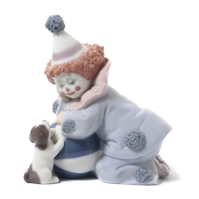 Фарфоровая фигура Пьеро с собакой и мячом. Lladro