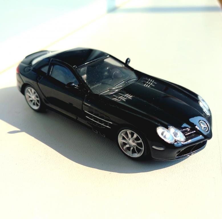 Mercedes McLaren SLB (Deagostini)- 1:43 Спорткары мира