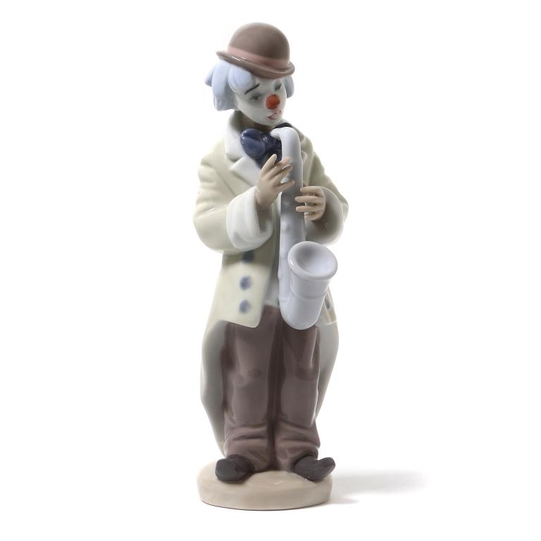 Фарфоровая фигура "Клоун с саксофоном". Lladro