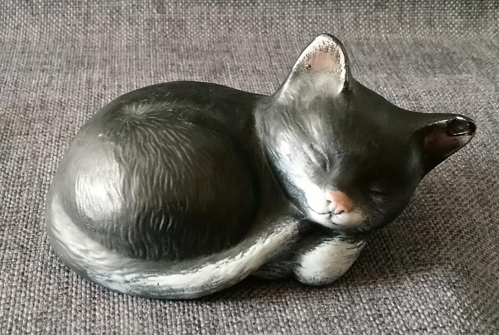 кошечка котенок статуэтка керамика кошка