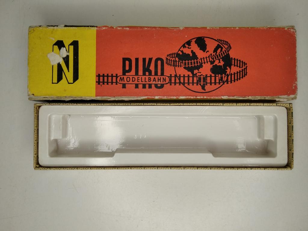 9мм (N) Piko коробка от пассажирского вагона ОКТ №2