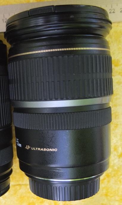 Объектив Canon EF-S 17-55mm f/2.8 IS USM