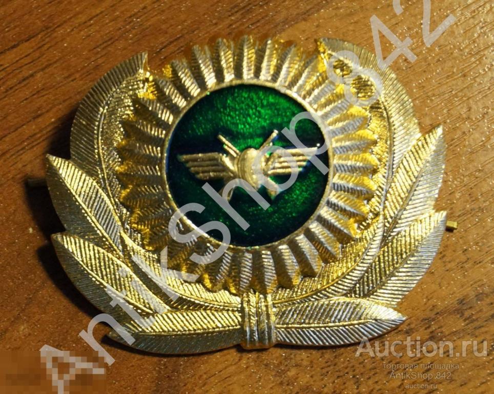 Кокарда ВОХР на железнодорожном транспорте.