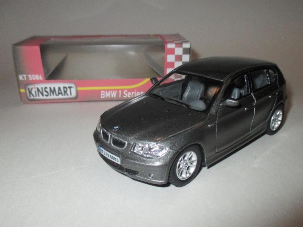 модель авто BMW 1 Series / БМВ 1 серия ( Kinsmart ) Читайте Описание!!!