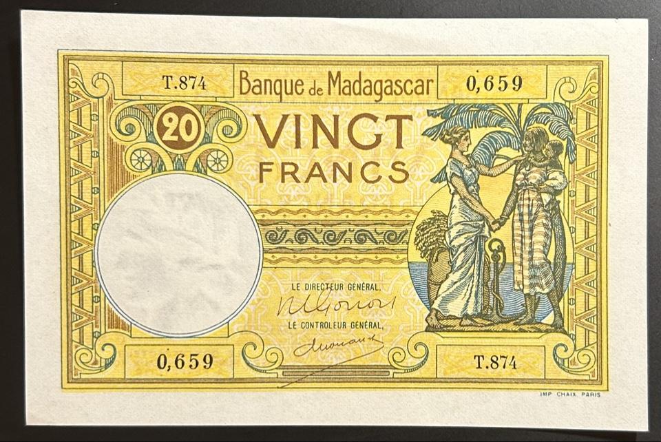Мадагаскар 20 франков 1937-1947 год P-37a.3 UNC-