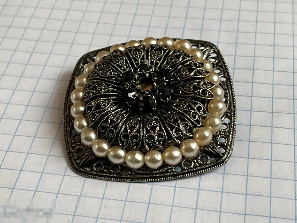БРОШЬ брошка СКАНЬ объемная филигрань жемчуг кристаллы времен СССР винтаж Чехословакия