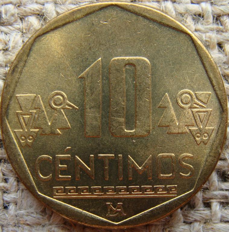 Перу 10 сентимо 2005 год
