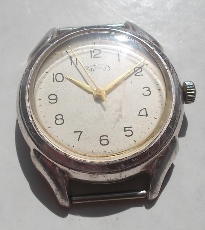 Часы СССР Урал  на ходу нечастые