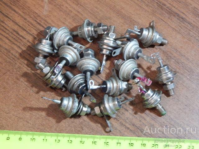 Диоды и стабилитроны, разные, набором (16 шт)