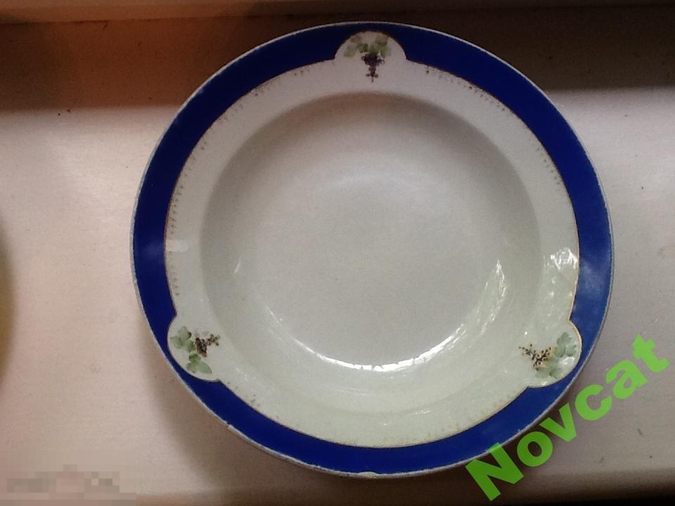 ТАРЕЛКА суповая ВИНОГРАД КОМИНТЕРН ВОЛХОВ 20-е Кузнецов Ранние Советы