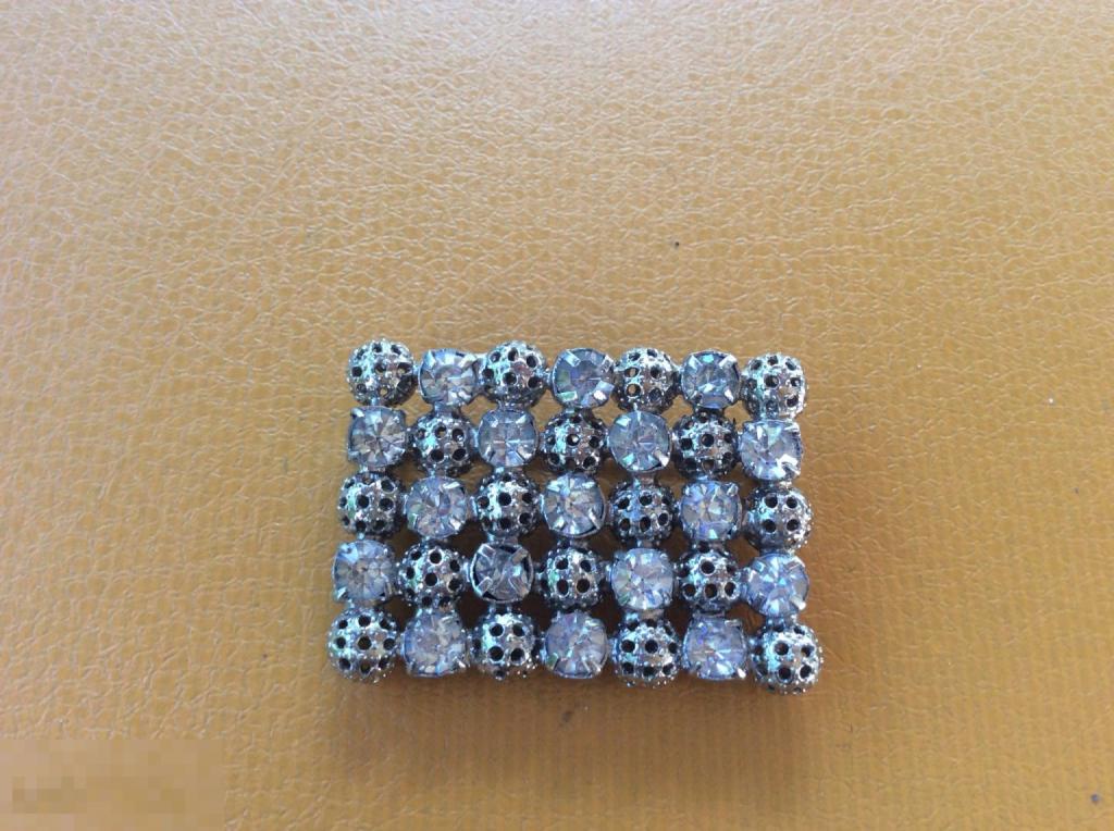 БРОШЬ брошка прямоугольная с кристаллами Чехословакия винтаж