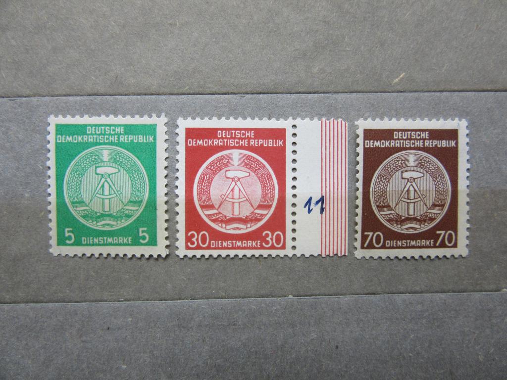 Германия ГДР 1954 г. Стандарт. Герб. Геральдика. 3мар.сер.**MNH OG