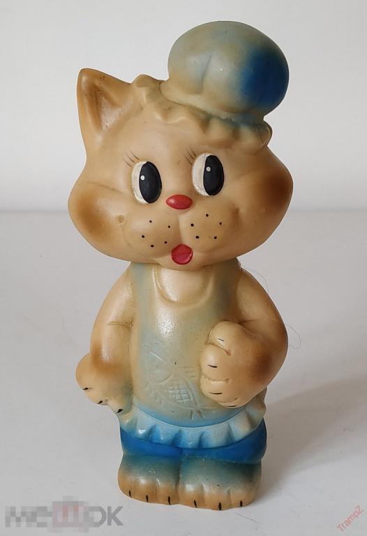 Игрушка резиновая СССР кот повар 19см. резина #М*