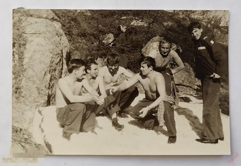 Фотография парни моряки матросы голый торс #149*