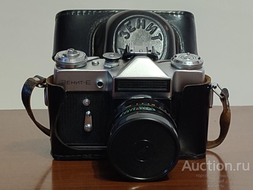 Фотоаппарат. ЗЕНИТ Е. Объектив Геолиос. HELIOS - 44 - 2, 2/58. Родной футляр. СССР.