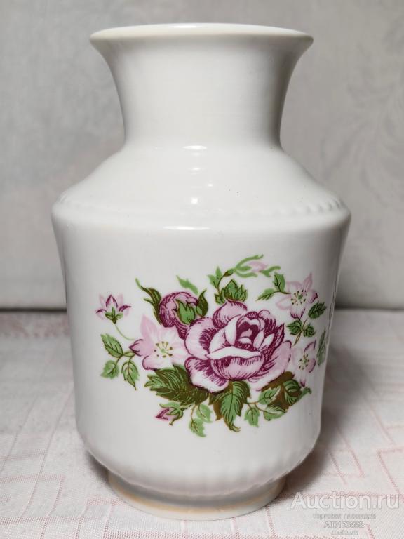 Ваза фарфоровая роза цветы Тернопольский ФЗ УССР СССР фарфор