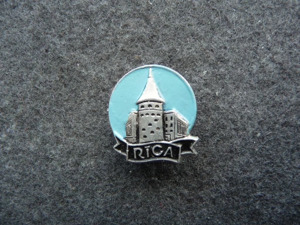Значок СССР : г. RIGA - Лёгкий. Отличный.