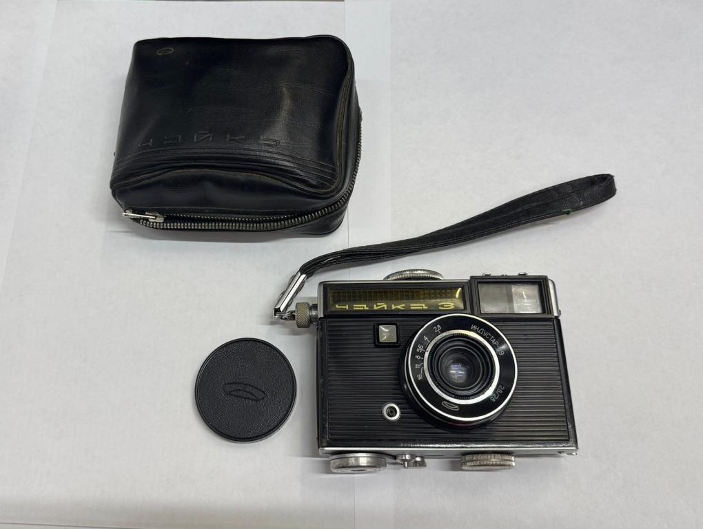 Фотоаппарат Чайка - 3 с объективом Индустар-69 в чехле