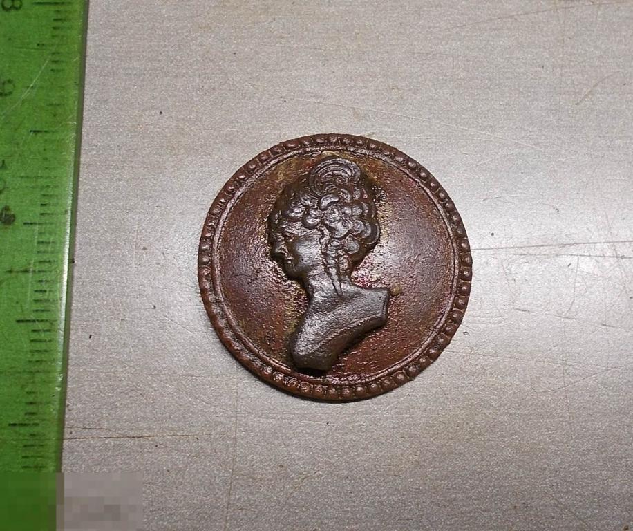 Брошь.Накладка.Девушка Ампир 19 век Оригинал