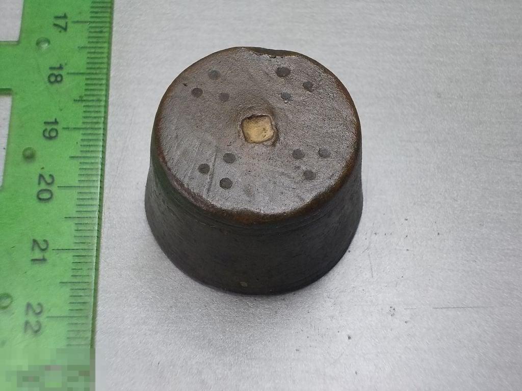 Гирька Стаканчик Бронза Оригинал Россия 18 век Точечные клейма Оригинал