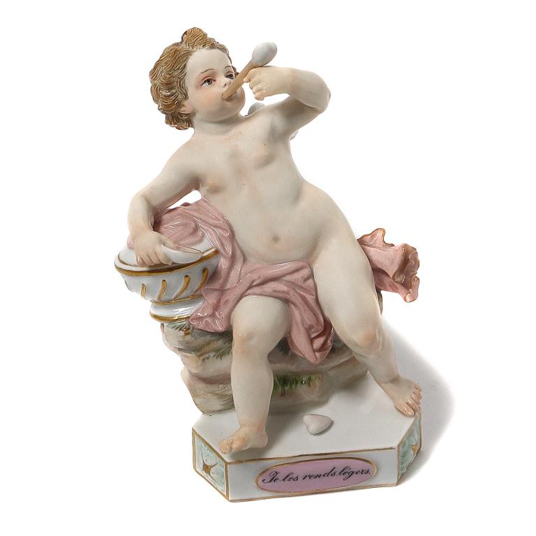 Фарфоровая фигура "Путти". Meissen