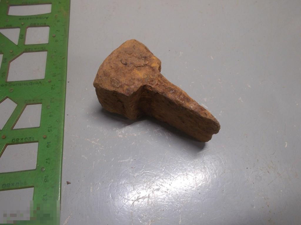 Наковальня бабка  для отбивки косы железо старинная 19 век