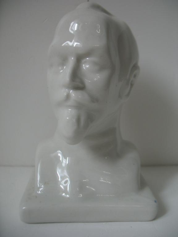 Бюст Феликс Эдмундович Дзержинский СССР Гжель