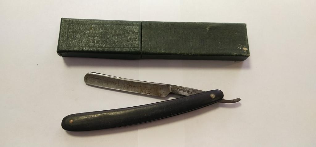 Опасная бритва. Завод " Труд ". Вача. СССР. 2.