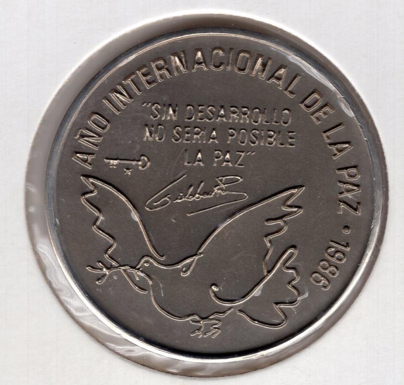 1 песо - Куба - 1986 - Международный год мира - Голубь - KM#156 - UNC