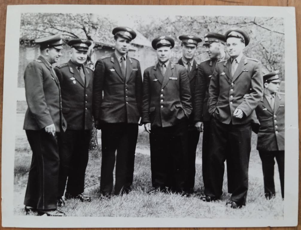 Фото. Офицеры 773-го истребительного авиационного полка. Дамгартен. вч пп 59579. 1964
