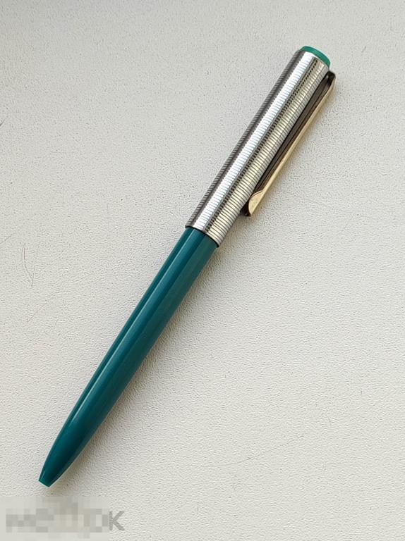 Шариковая ручка автоматическая МЗПП механическая СССР канцелярия НОВАЯ авторучка Советская зелёная