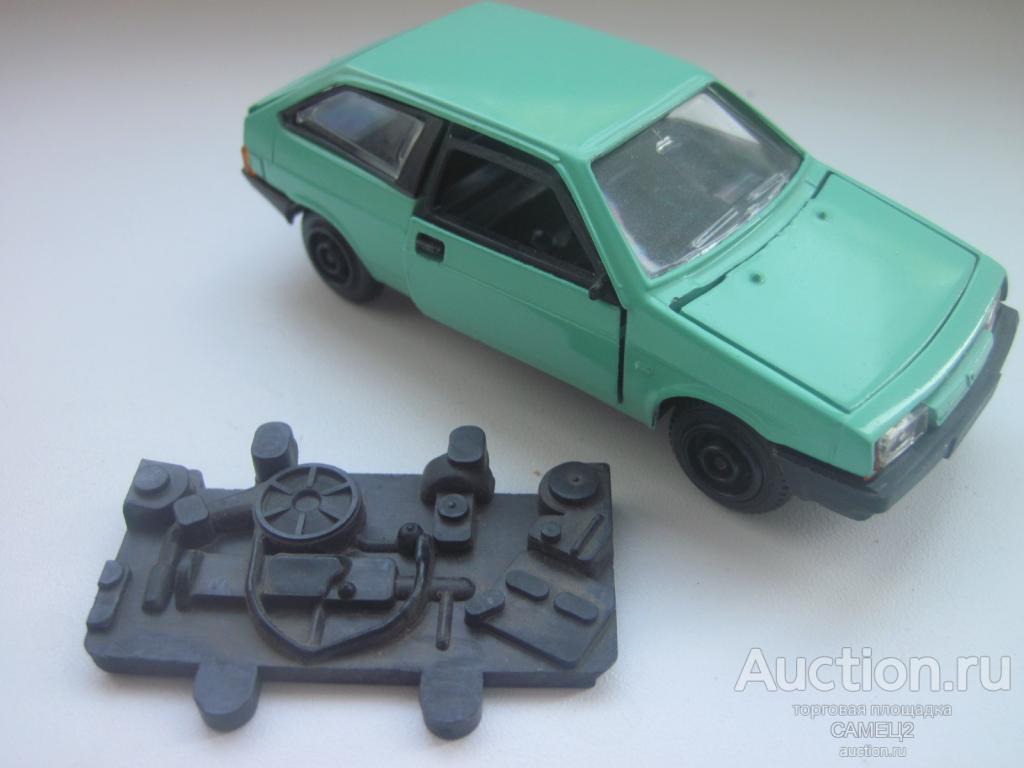 мотор/двигатель ВАЗ-2108, Масштаб 1:24 (ТанталРадон) (полка низ), новая.