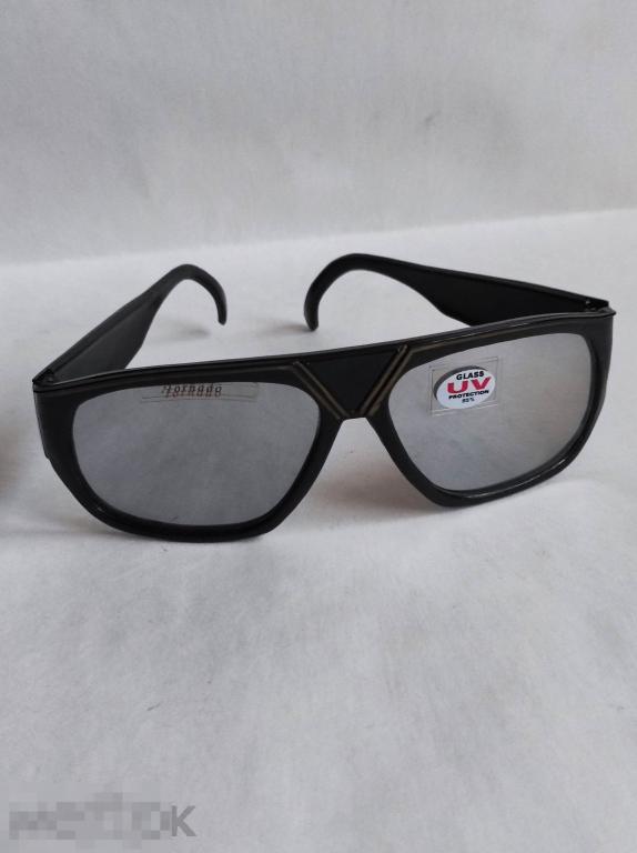 1990 -е Солнцезащитные очки TORNADO  UV  Советские СССР  Зеркальные  пластик Винтаж пластмассовые