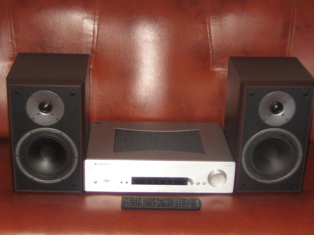 Комплект Hi-Fi : Cambridge CXA 80 Silver + Magnat Monitor Supreme 202