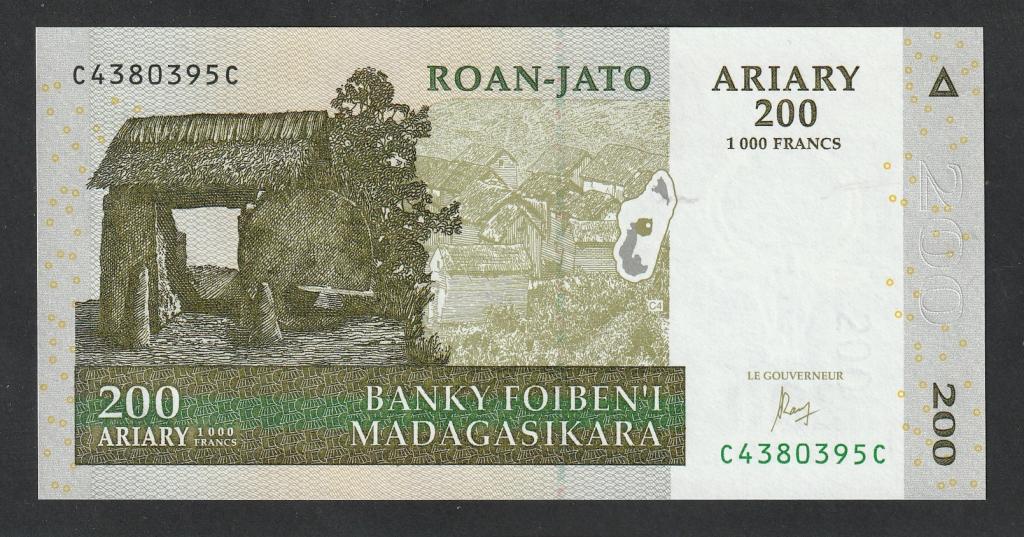 Мадагаскар, 200 ариари 2004 года