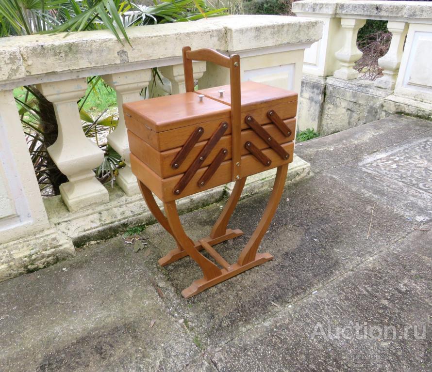 Старинная шкатулка для рукоделия Ар Деко Винтаж