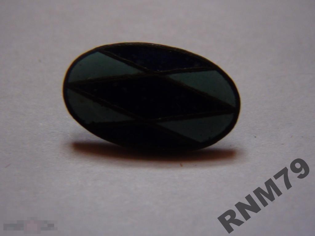Пуговица  эмаль  1,8х1,1см