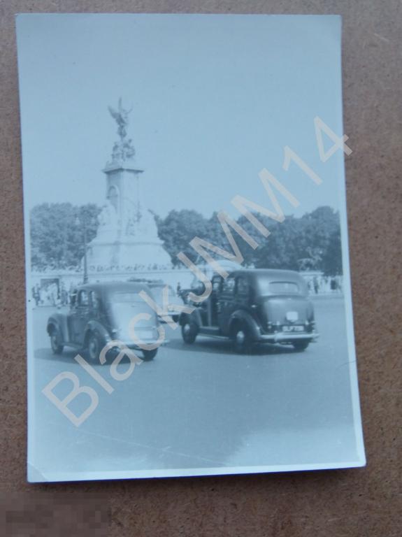 1950-е г. Фотография Фото Европа Автомобиль Памятник