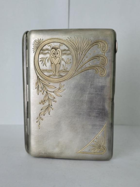 Серебряный портсигар. Сова - символ мудрости, атрибут древнегреческой богини Афины. 84.