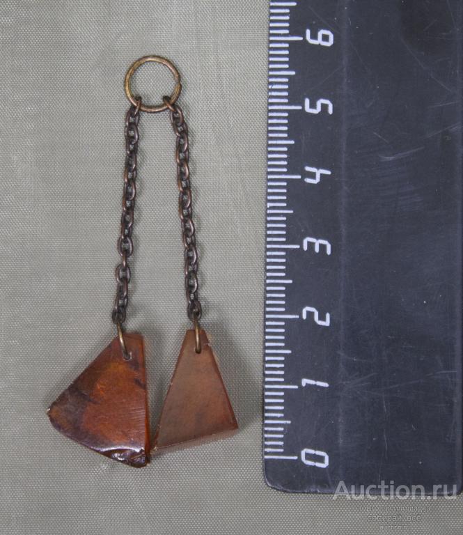 Подвес с двумя камнями янтаря, размер янтаря 1,5х1,5 см, сколы (60)