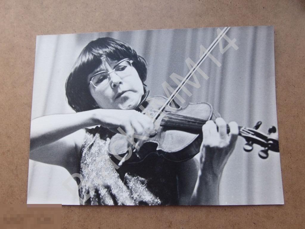 1978 г. Фотография Фото  Ирина Бочкова Скрипач