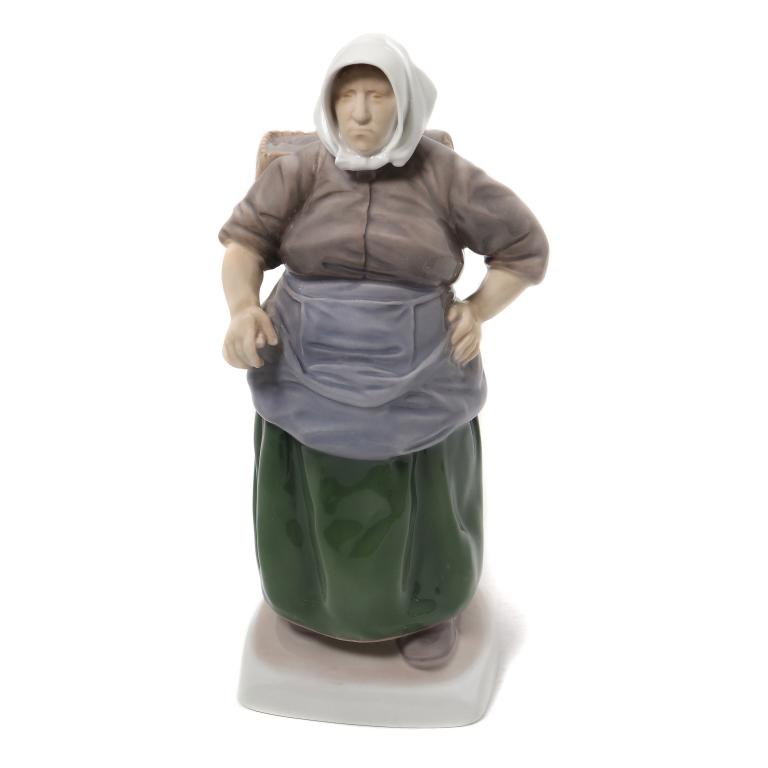 Фарфоровая фигура "Рыбачка". Bing & Grondahl.