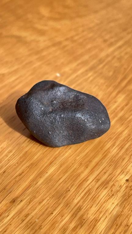 Метеорит Озерки с 100% корой плавления, 41.8 гр.