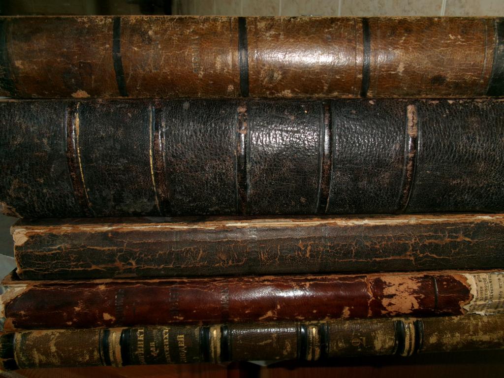 1800-1900 гг. Часть антикварной библиотеки. Личное. 5 изданий